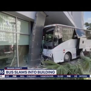 Bus slam into building in Lake Nona